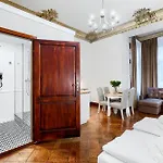 Apartment 1899 By Platinum